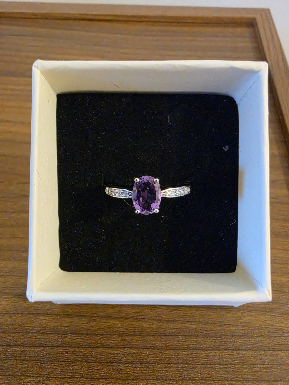 Sterling Silver Ameythst Oval Gemstone Ring with Accent Stones